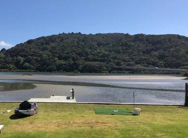 Waiwera Estuary Escape - Waiwera Accommodation
