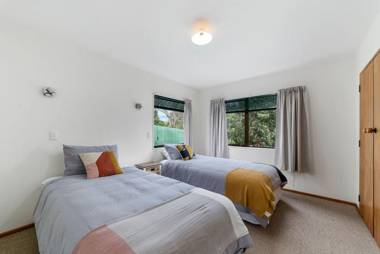 Heperi Haven - Waikanae Beach Holiday Home