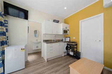 Searenity - Waikanae Beach Holiday Home