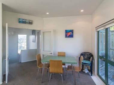Beachfront Getaway - Waikanae Beach Holiday Home
