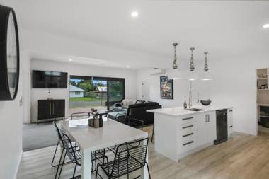 Sky Above Beach Below - Waihi Beach Holiday Home