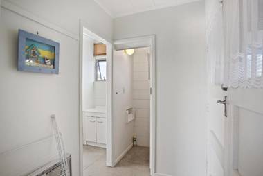 Surfin or Chillin - Waihi Beach Holiday Home