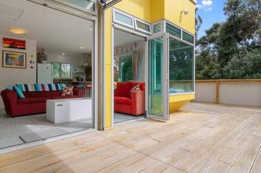 Bach 22 - Waihi Beach Holiday Home