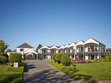 Radfords on the Lake