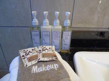 Blue Ridge Apartments & B&B