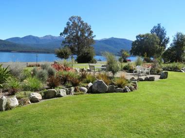 Fiordland Lakeview Motel and Apartments