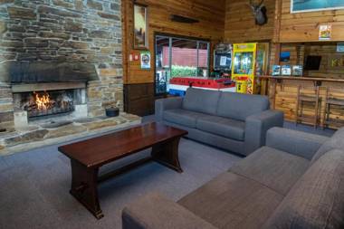 Te Anau Top 10 Holiday Park and Motels