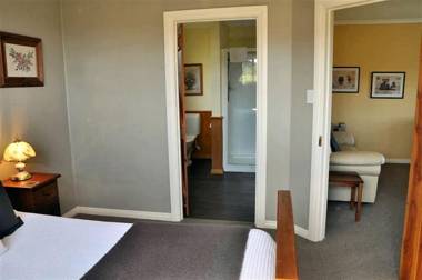 Blue Thistle Cottages