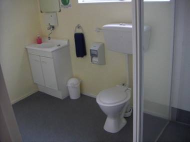 Camellia Court Family Motel