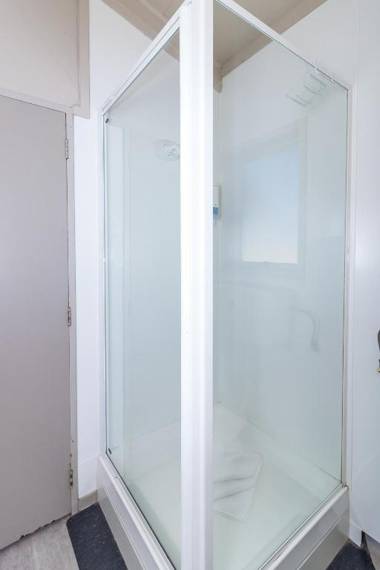 Twin Peaks Lakeside Inn