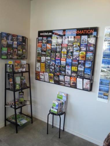 Acacia Lake View Motel