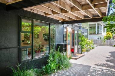 Acacia Bay Retreat - Acacia Bay Holiday Home