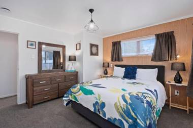 Wendy’s Bach - Taupo Holiday Home