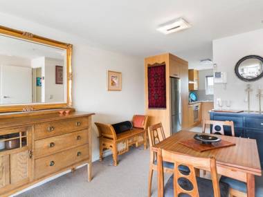 Relax on Roberts - Taupo Holiday Home