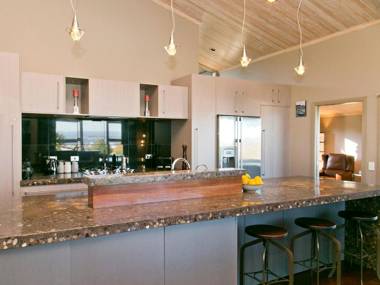 Riverstone Holiday Home - Taupo Holiday Home