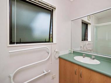 Lakewood Lodge with WiFi - Taupo Holiday Home