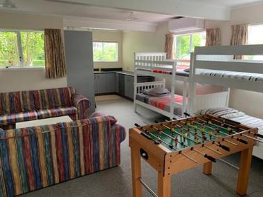 Family at Wharewaka - Wharewaka Holiday Home