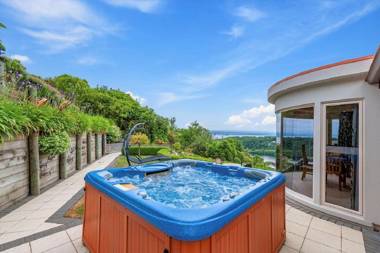 Acacia Waters - Lake Taupo