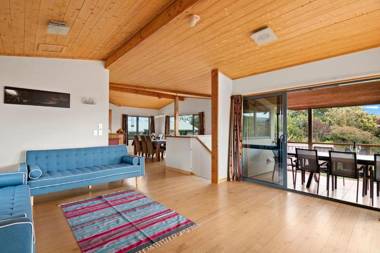 The Pohara Tide - Pohara Holiday Home