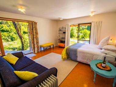 Bay Cottage - Takaka Holiday Unit