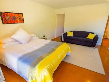 Bay Cottage - Takaka Holiday Unit