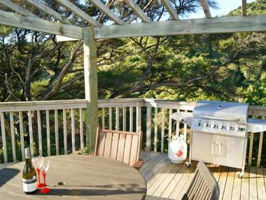 Crows Nest - Tata Beach Holiday Home