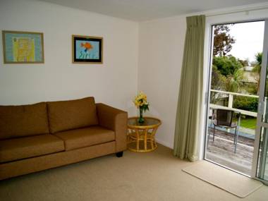 Kea View - Pohara Beach Bach