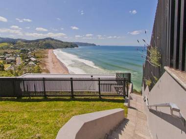 The Lookout - Tairua Holiday Home
