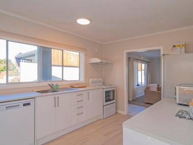 Town Centre Treat - Tairua Holiday Home