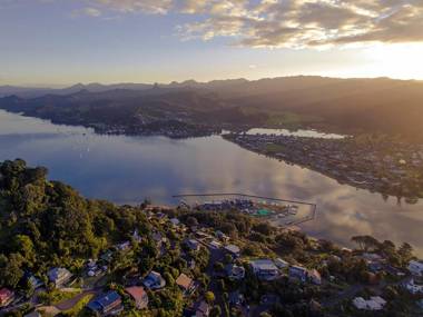 Town Centre Treat - Tairua Holiday Home