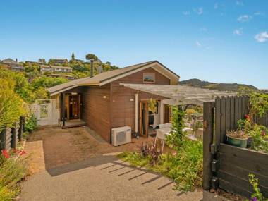 Cythera - Tairua Holiday Home