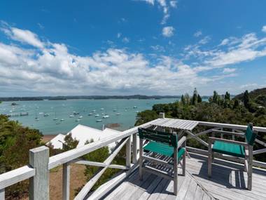 Te Maiki Escape - Russell Holiday Home