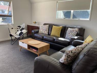 Heart of Russell Apartment - Russell Holiday Apartment