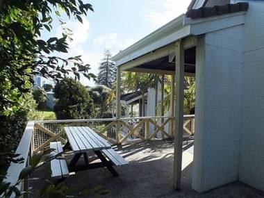 Wharepekapeka - Russell Holiday Home