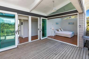 Paroa Bay Chalets - Te Whare Kiwi