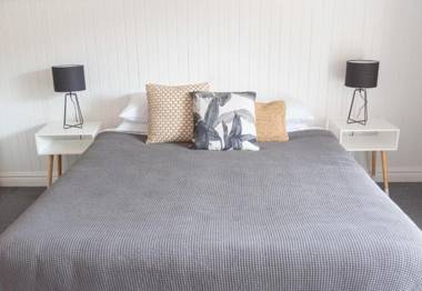 Raglan Sunset Motel and Conference Venue