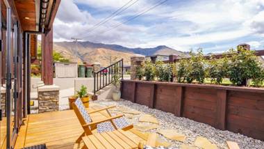 Mountain View Chalet