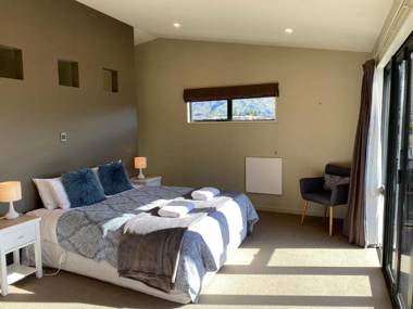 Magical Lake and Mountain Views