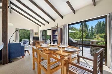 Southern Serenity - Wanaka Holiday Home