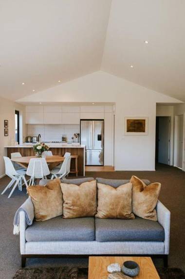 Tirohanga Maunga Townhouse