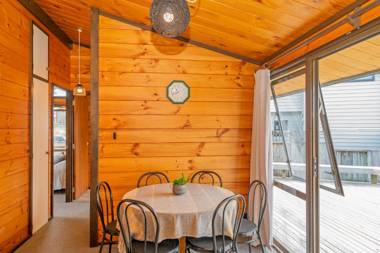 Golden Holidaze - Pauanui Holiday Home