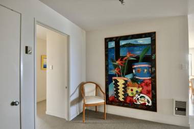 Beachfront Heights - Pauanui Holiday Apartment