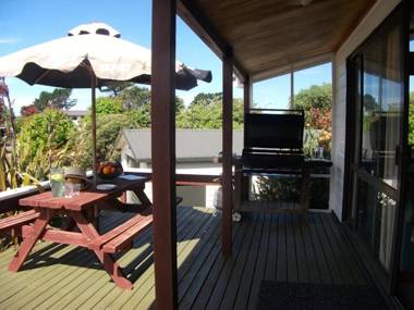 Relax at Pauanui - Pauanui Holiday Home