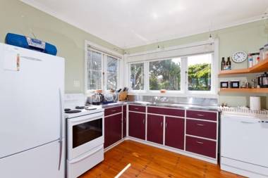 Turn of the Tides - Paraparaumu Beach Holiday Home