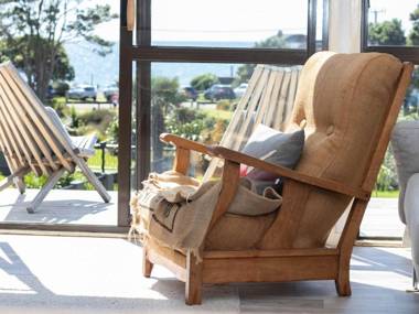 AQUA VISTA ON ARDEN - STUNNING OCEAN VIEWS