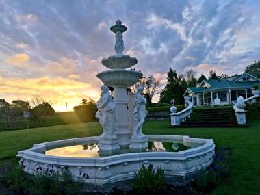 Country Villa Estate