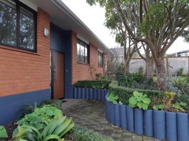 REST & RELAX AT RUSKIN