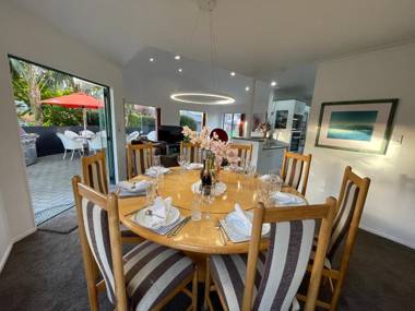 Luxury Home Next to Ocean and Walkway