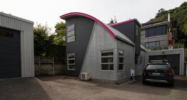 GREAT LOCATION ON GILBERT - CENTRAL