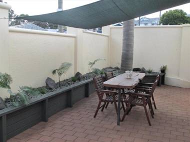 Tarawhata Thermal Apartment